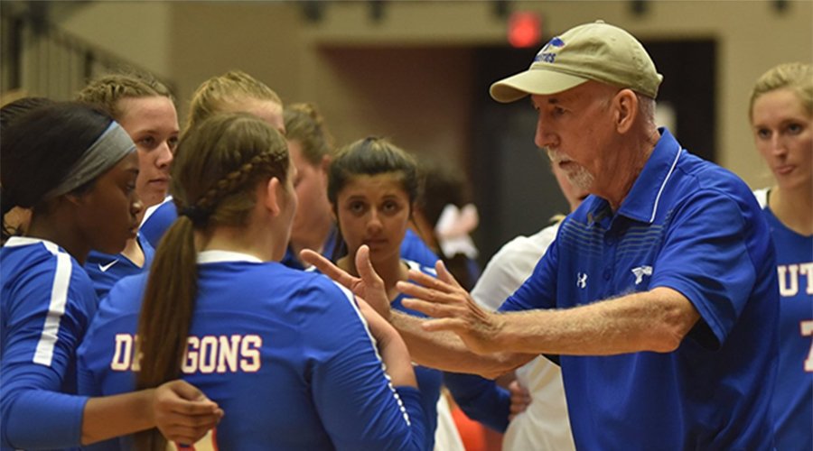 bluedragonsport's tweet photo. Five @NJCAAVolleyball nationally ranked teams are in the field for the 2019 Blue Dragon Volleyball Classic, which begins Friday at the Sports Arena.

Preview: https://t.co/OzEH6Tap6N https://t.co/6nnfn3ooIY