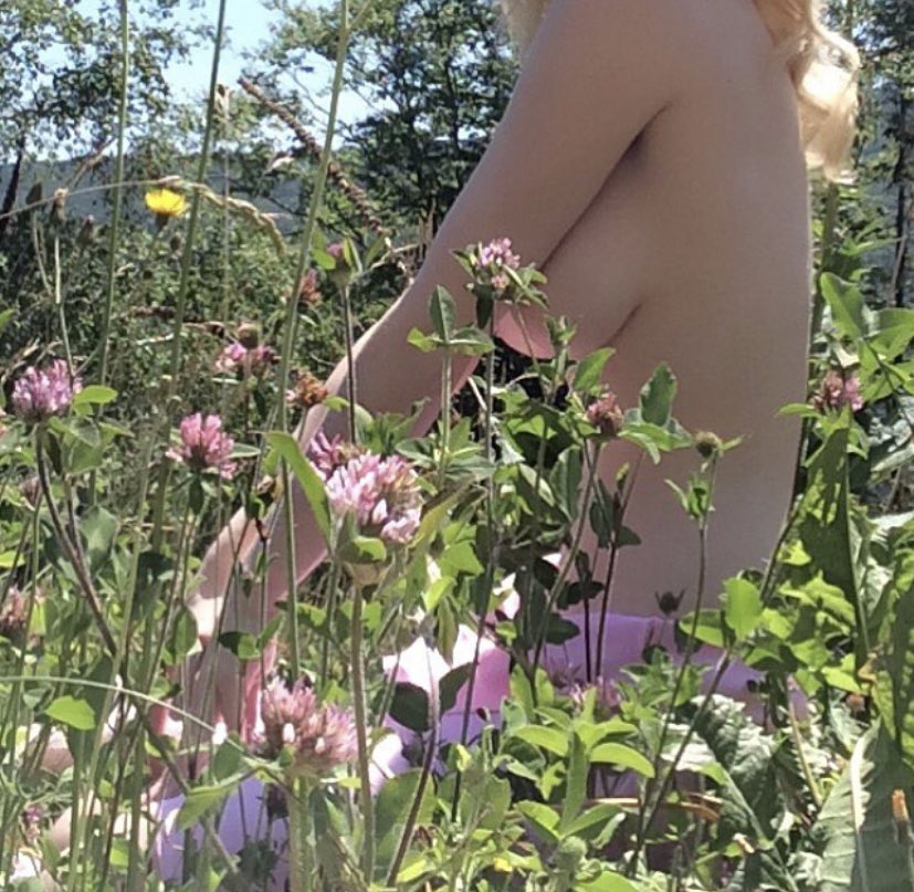 YUNGELITARP's tweet photo. Angelic https://t.co/ipSIt6mYex