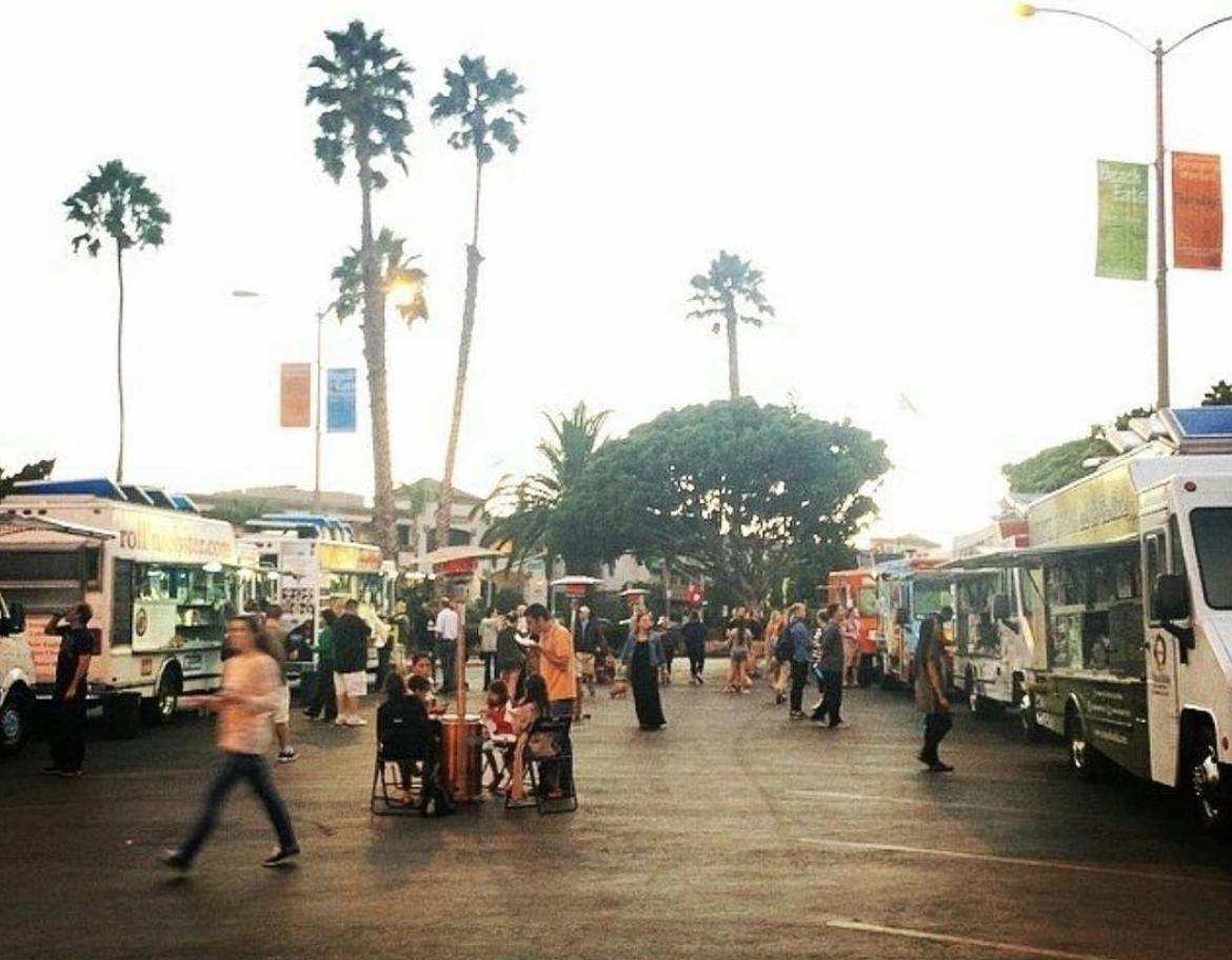 Beach Eats! tweet media