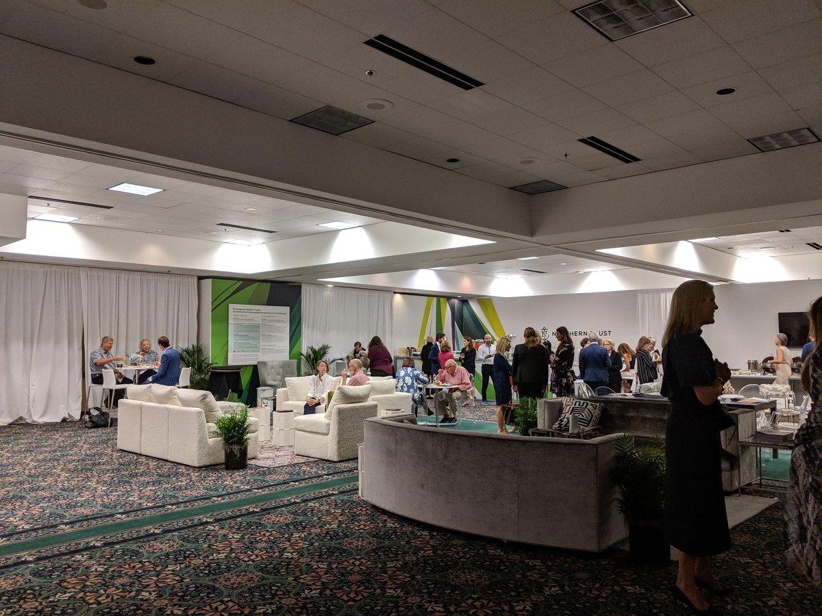 NTWealth's tweet photo. #EXPOCHICAGO2019 is here! Guests celebrated the opening day of the international exposition of contemporary and modern art with a VIP Collector Breakfast hosted by Hindman and Athena Art Finance. #EXPOArtWeek #NorthernTrustAnchorLounge https://t.co/40rfOWl6zk