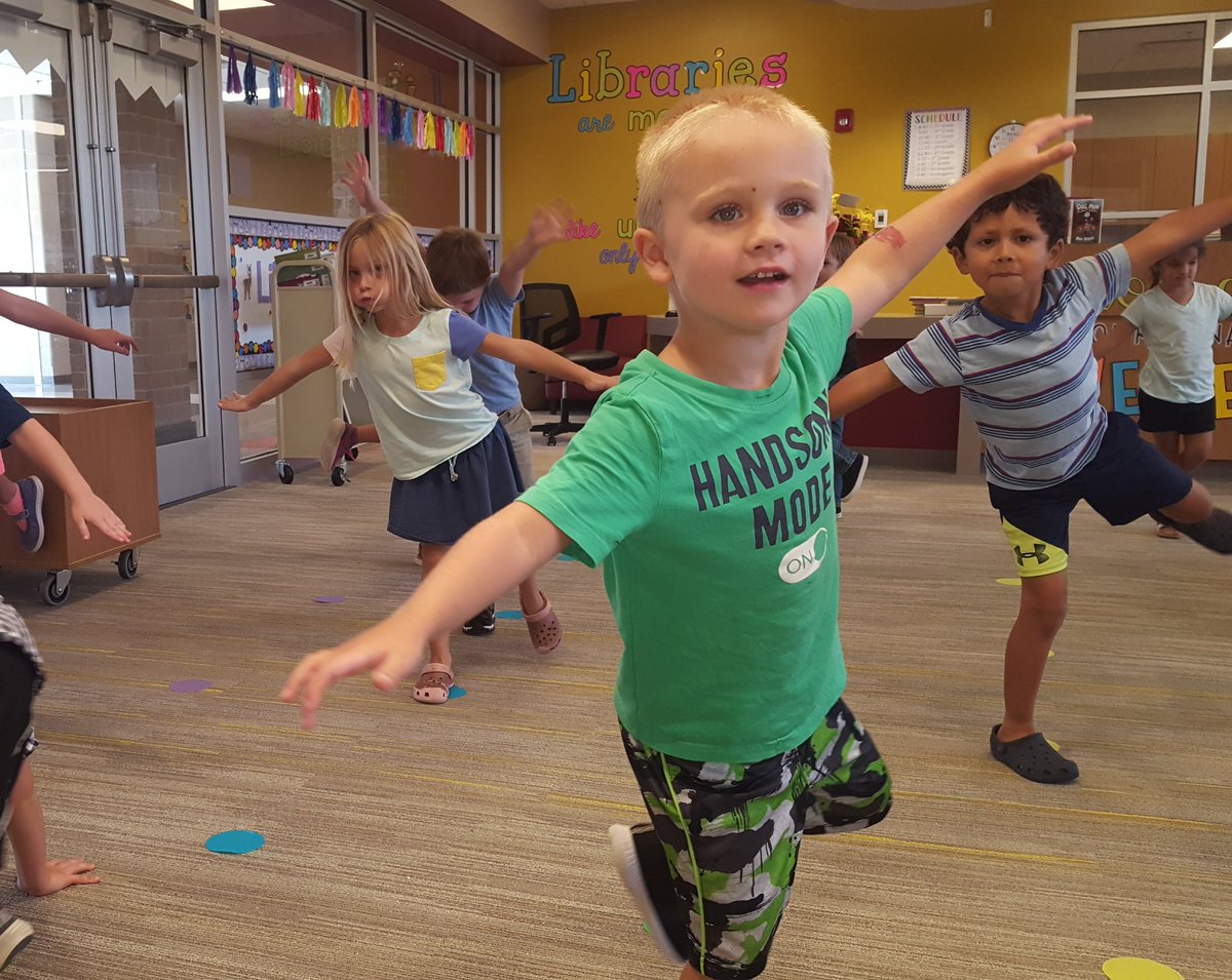 Dr_Booklove's tweet photo. Engaging kinesthetic learners! Kindergarten students connected to the text while mimicking the characters in the wordless book Flora &amp; the Flamingo
by @MollyIdle. @candyscreekthu1 @clevecityschool https://t.co/FAn7ZMOb14
