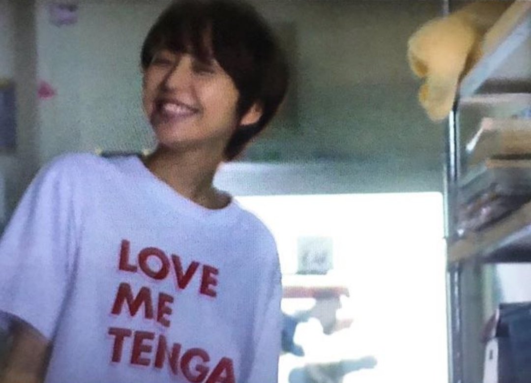 きんにく Tengaといえばモテキ 森山未來の部屋で長澤まさみが借りて着たtシャツですね テンガ知識多めでスマンw 井口理ann0