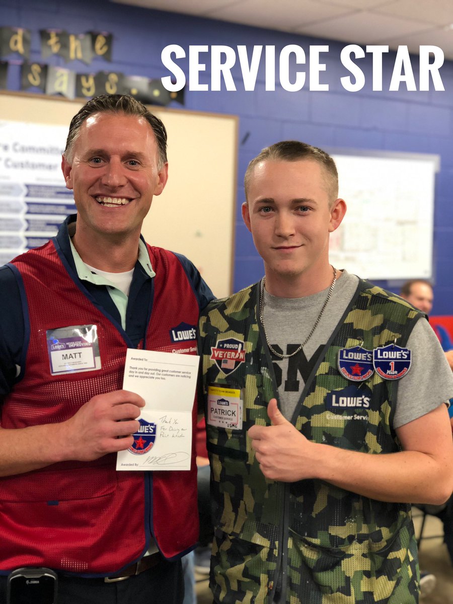 Spent time today investing in training our leaders to focus on our Pros!! #Loweslife #Servicestars <a href="/matthew_krebs/">Matthew Krebs</a> @HR4Connected