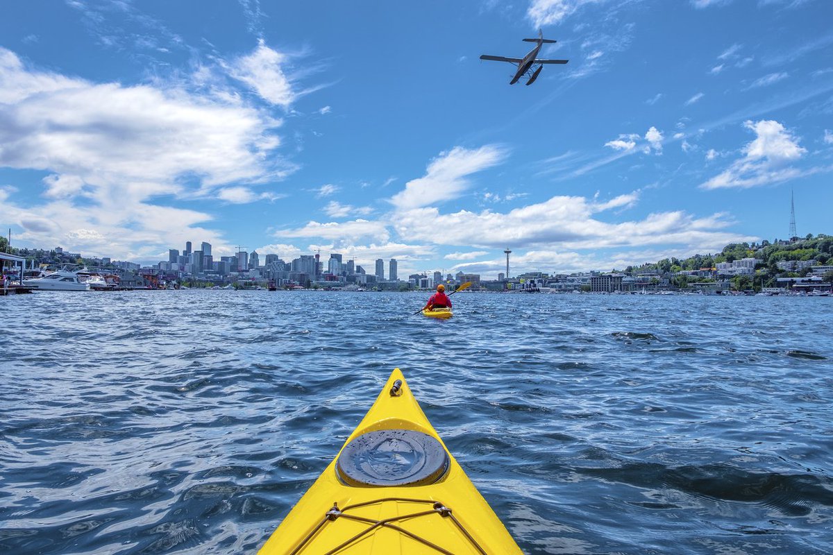 flightcentrehk's tweet photo. Have you ever seen a different side of Seattle apart from The Space Needle?😎🛶🗼#Explore #Seattle #adventure 
https://t.co/MOak0UV4jr https://t.co/bkVtbjUvGI