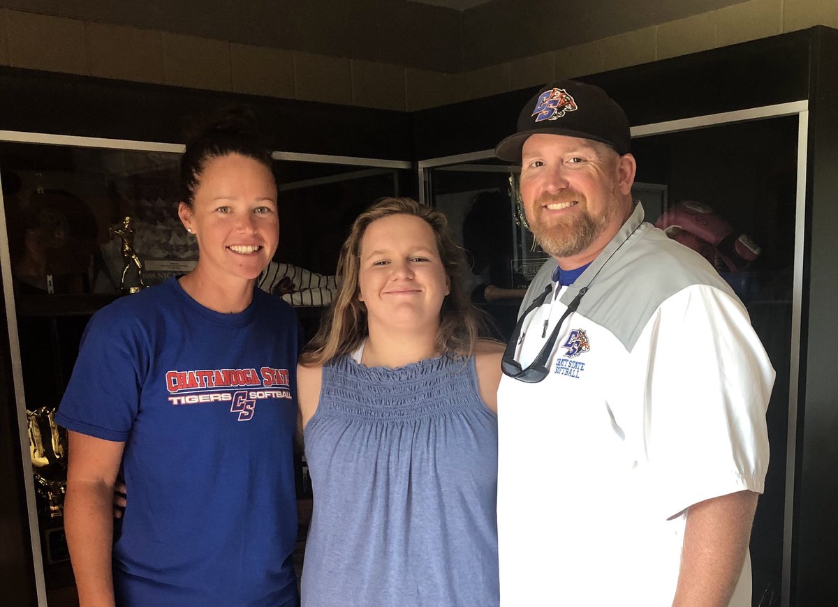 Sydney Feistner tweet media