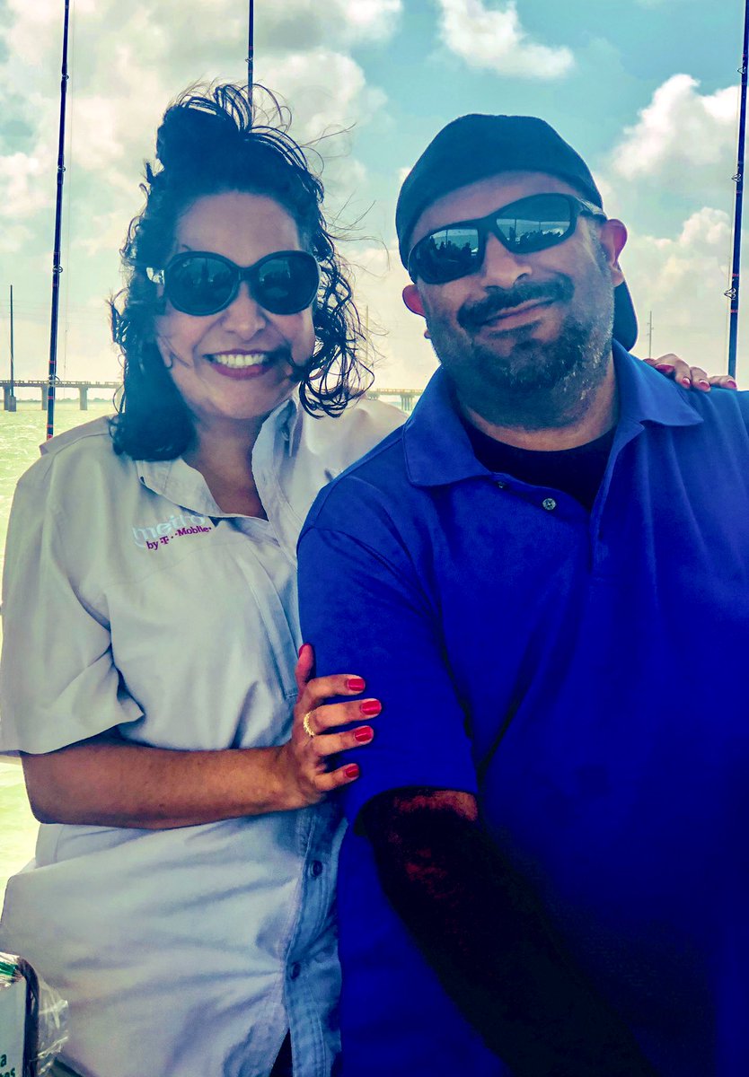 sherryrobeson's tweet photo. Ahoy! Hands up for Head Chefs of the secret sauce for success in south Texas 🙌 Thanks for leading the way and keeping our mighty boat afloat! @oscarSTXwins and @lisaMBTMO #MetroByTMobile #teamworkmakesthedreamwork https://t.co/1MPQ0Oxvwp