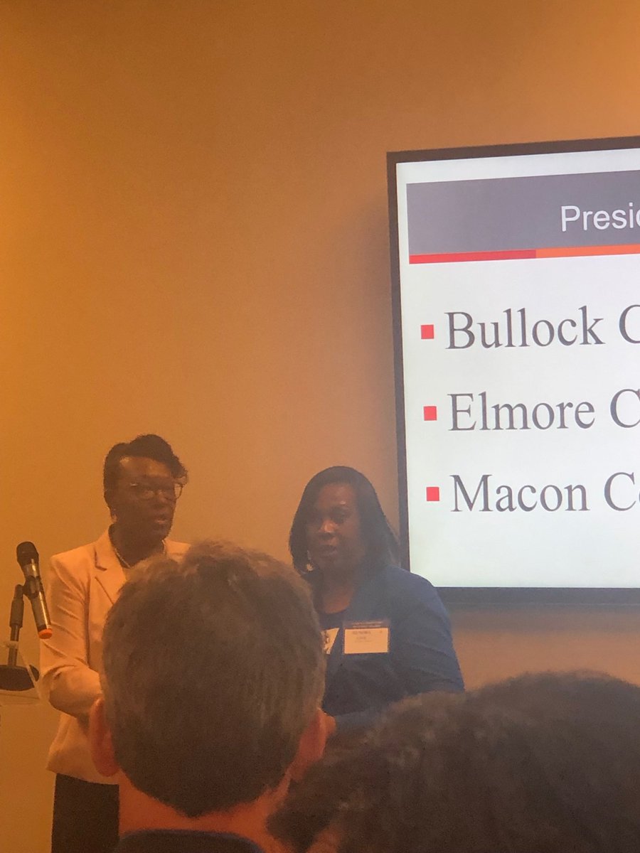 mcboe1902's tweet photo. Congratulations to our District 4 School Districts to include Macon County for earning the 2019 President’s Award. #TEAMMacon #PowerofOne https://t.co/DF66c4p7gW