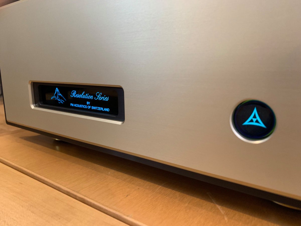 axiss_audio's tweet photo. FM Acousticsより究極のコンビネーション
パワーアンプ FM711MK3
https://t.co/NhSCHT7KcB
プリアンプ FM266MK2R
https://t.co/EbPbnKRU7h
#FM711MK3 #FM266MK2R #highendAudio #audiophile #audiosystem #hiend #homeaudio #luxuryaudio #resolutionseries #FMAcoustics #axissaudio https://t.co/3ZxrtBtiVC