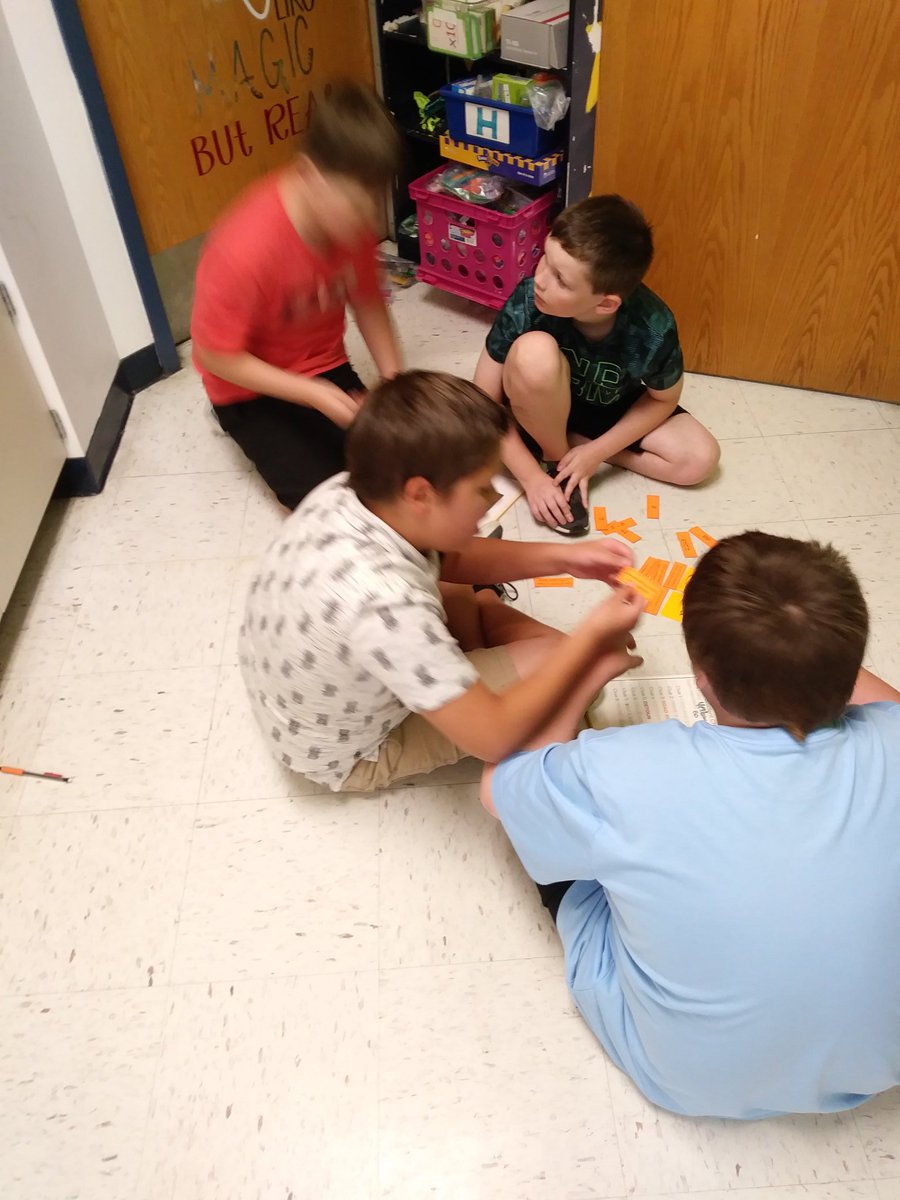 tmatteson84's tweet photo. The Amazing Race had ss enthralled with learning in @TeacherStacey3's class today! Way to #rockyourschool #rockyourschool2019! I think I had as much fun as the ss! #nescougars #nesdifferencemaker #scpsva #bethewildcard https://t.co/v9jy4681XV