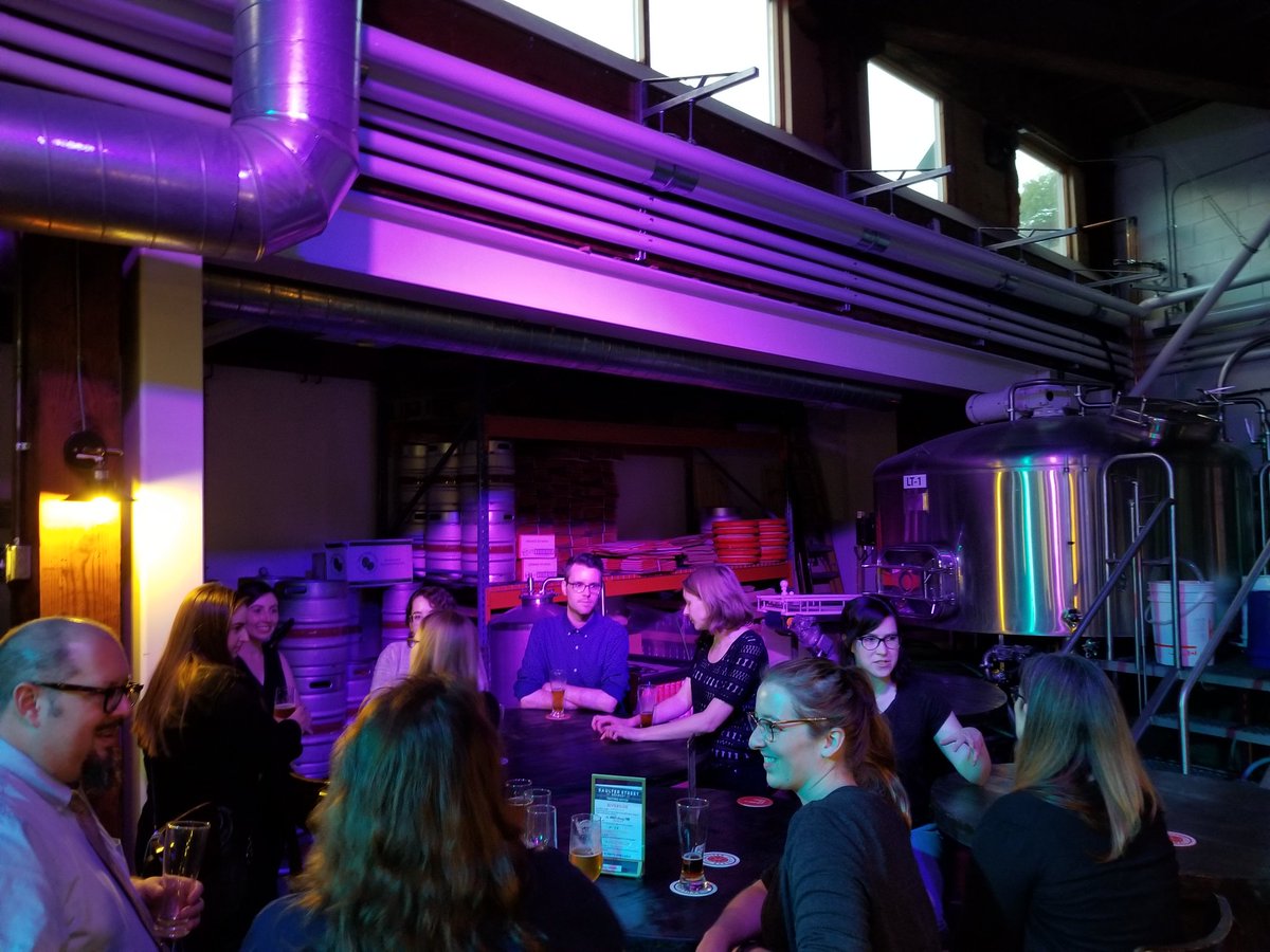 LibrariansWB's tweet photo. Thanks for coming out tonight!! We had a blast! See you next month. #librarians #TO #welovebeer #archivists #KnowledgeManagement #informationprofessionals https://t.co/qrc5bTvKxm