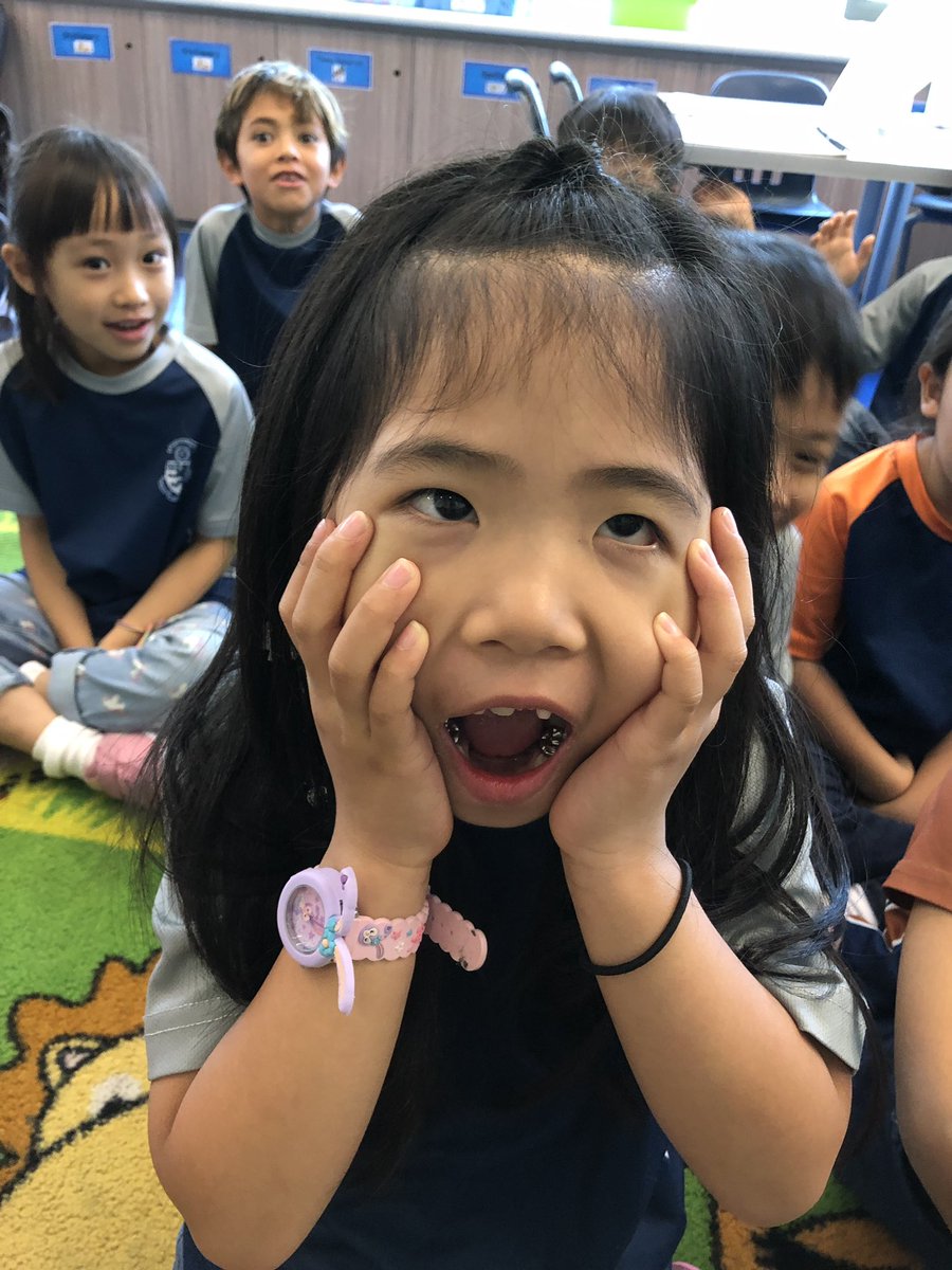 LSGMonaghan's tweet photo. In Year 2 we have been looking at our thoughts and feelings. Can you guess how the children are feeling? #HarrowHKYear2 https://t.co/KQC8hMIYTH