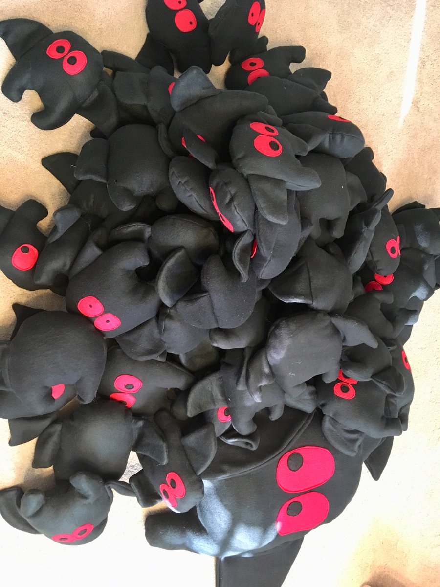 CryptidComforts's tweet photo. #mothman #mothmanfestival #cryptidcomforts https://t.co/hmv0mBupbb