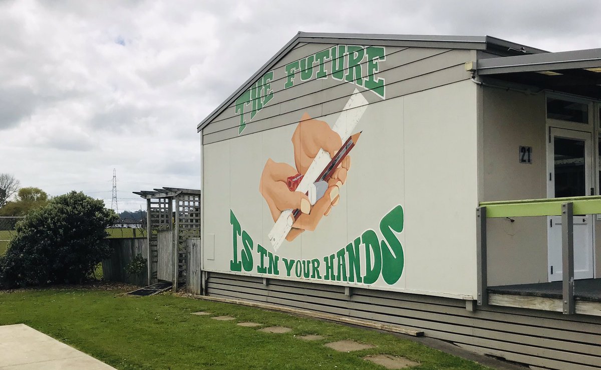 XTOTL's tweet photo. Last day of visiting schools with @duffybooks today at Dawson Rd School in Otara - such a cool school with awesome kids and a great vibe. Has been a fun week - lucky to get to share love of books and drawing with the next generation https://t.co/0O5YCn1GUR