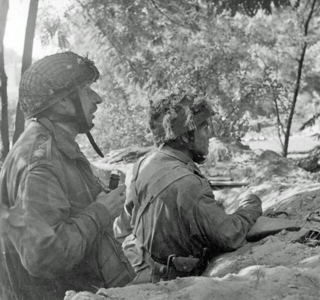 Day 4 of  #MarketGarden75 saw Grandad still in slit trenches around the Divisional perimeter at Oosterbeek. Here he is (right) pictured with Maj Jock Neill (left) at Van Lennepweg. I had this photo recoloured by Australian artist Benjamin Thomas