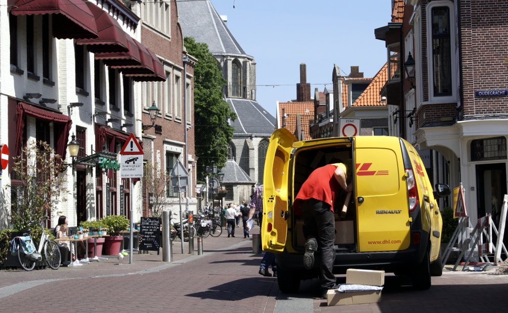 RouteXLnl's tweet photo. @mo_mars @sanderhermsen Bedankt voor het idee, technisch is het zeker een uitdaging. We zien onze gebruikers niet vaak van voertuig wisselen. Die hebben vaak veel te vervoeren, zoals pakketjes,  personen, dieren, gereedschap, enz. Maar de niche is er! https://t.co/6PESAhceyy