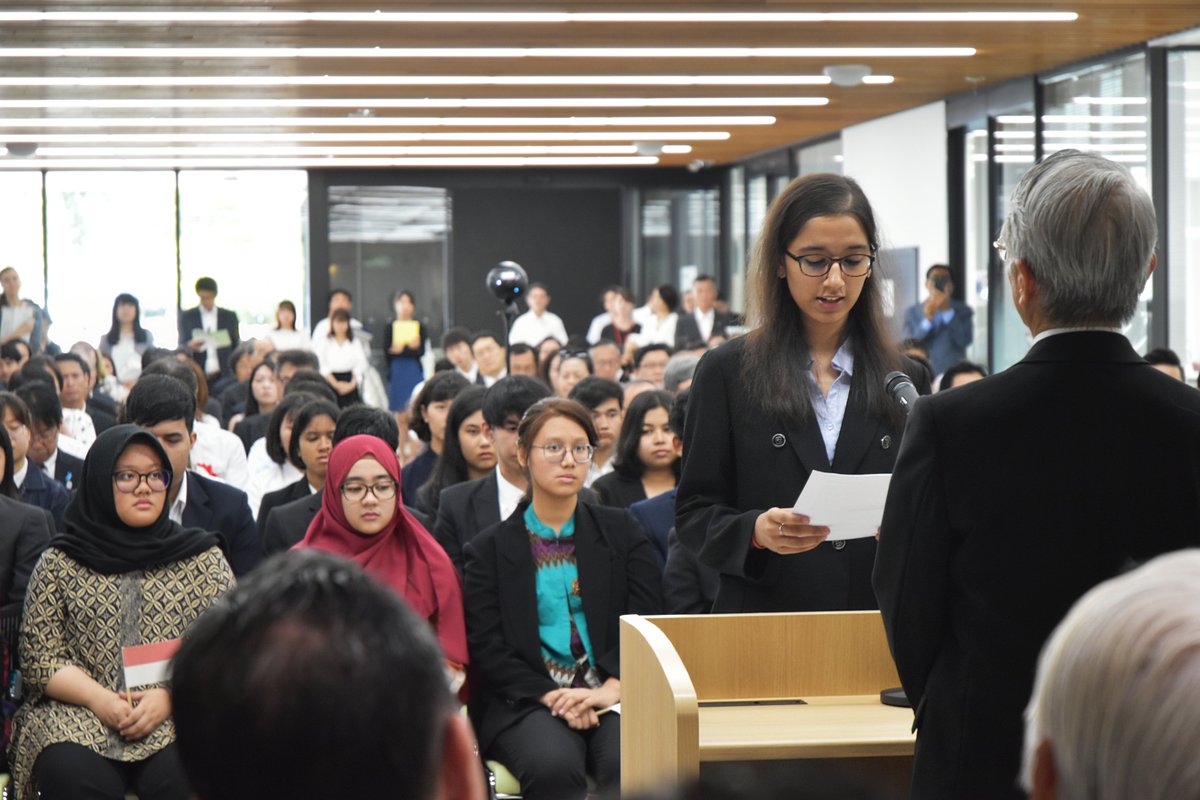 兵庫県立大学 広報チーム 国際商経学部gbc留学生 秋季入学式終了しました 参加された皆様 お疲れ様でした 兵庫県立大学 国際商経学部 国際交流センター 入学式 Gbc19 秋季入学式 国際学生寮 神戸商科キャンパス