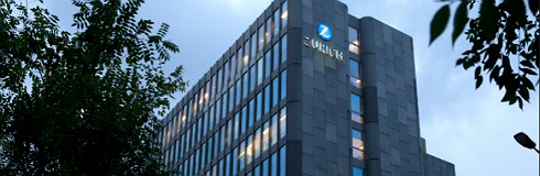 lhdigitalh's tweet photo. #SocietatLH Vaga parcial del servei d'atenció al client del Grup Zurich, @AideCCOO , per aturar l'acomiadament de 224 treballadors #ZurichDespidoColectivo 
https://t.co/5HoHSdNh2H https://t.co/ahHWjWW0KS