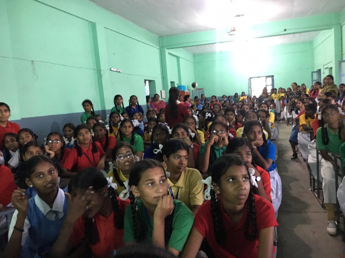 rotaract_3150's tweet image. Rotaract Club of St. Ann’s College for Women along with Rotary Club of Hyderabad Central in association with Interact Club of T.Y.M conducted a Dictionary distribution event at Burugula Ramakrishna Rao Girls High School. 
#RID3150 #EducationAndLiteracyMonth #LeadThroughService