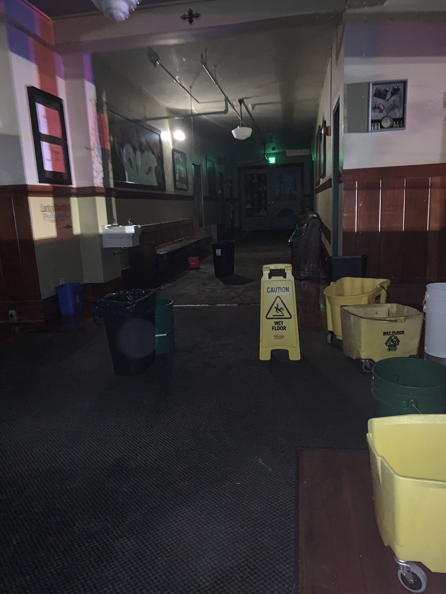 GFD1062's tweet photo. Even the Edgefield ghosts had to evacuate after the recent flooding! Pics taken back to back.. you decide ๐ป #edgefieldghost #ghostlog #mcmenamins https://t.co/nlS5d56Ty0