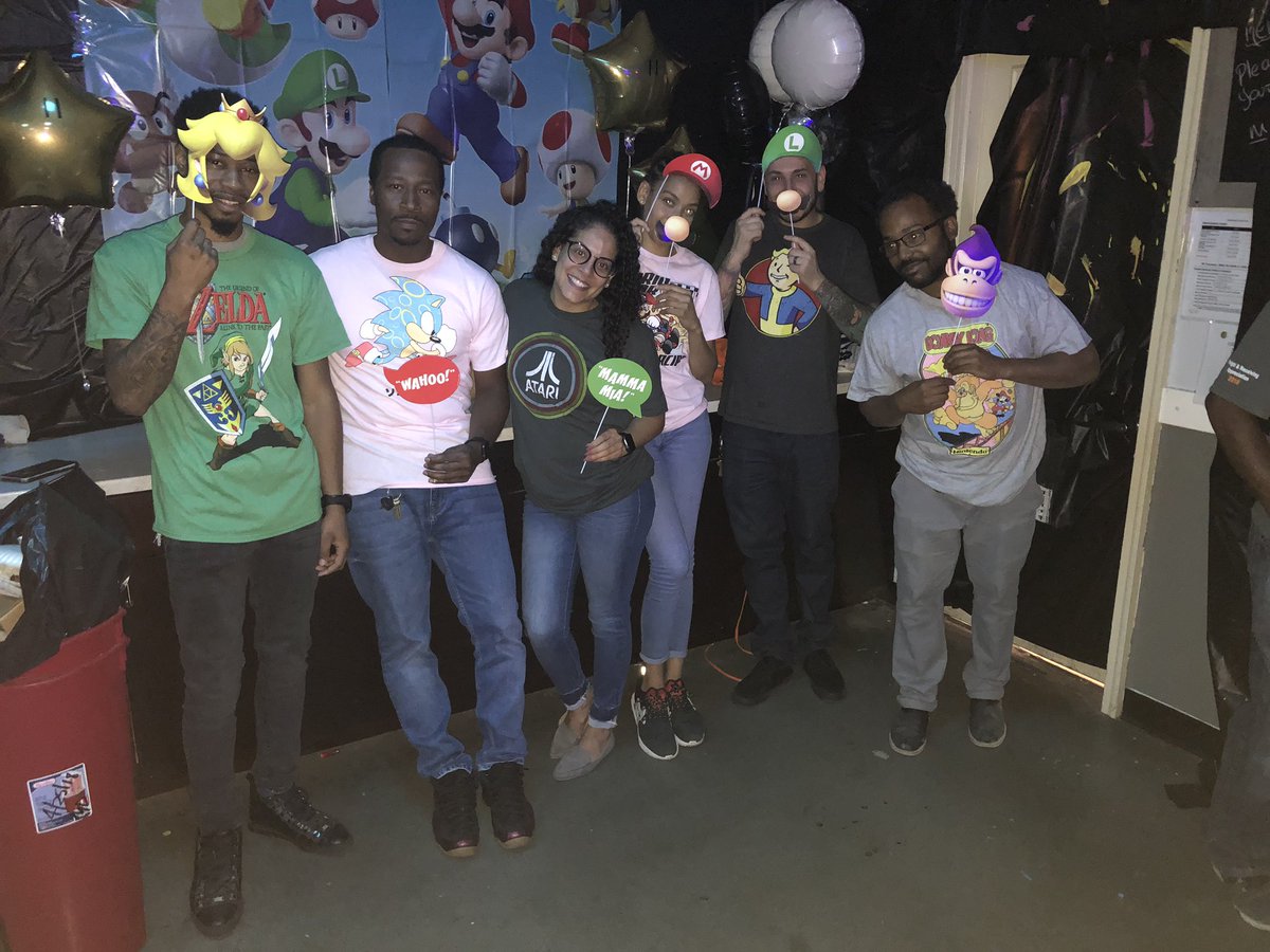 MsT_MaeleenSosa's tweet photo. I want to thank my team for all of the hard work and efforts getting this event together!!! #wedidit #creativityignited #successsharingLIC https://t.co/kDqudwOuD6