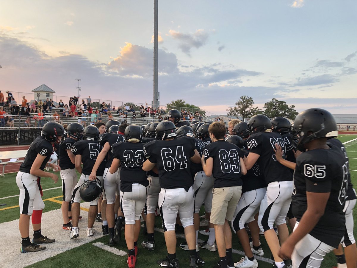 vrhsfootball's tweet image. Great job by our sub varsities tonight getting three big wins against Westwood! Played with great effort and intensity! #RangerSpeed #BrickByBrick #OneMoreToGo