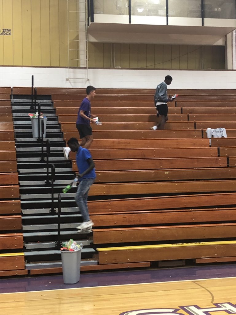 This picture is why I love Denison so much!!! Great kids with GREAT PRIDE!! They didn’t get asked or told-they just started picking up the trash to help out!  R.E.A.C.H. To be a Monarch!!!#themonarchway