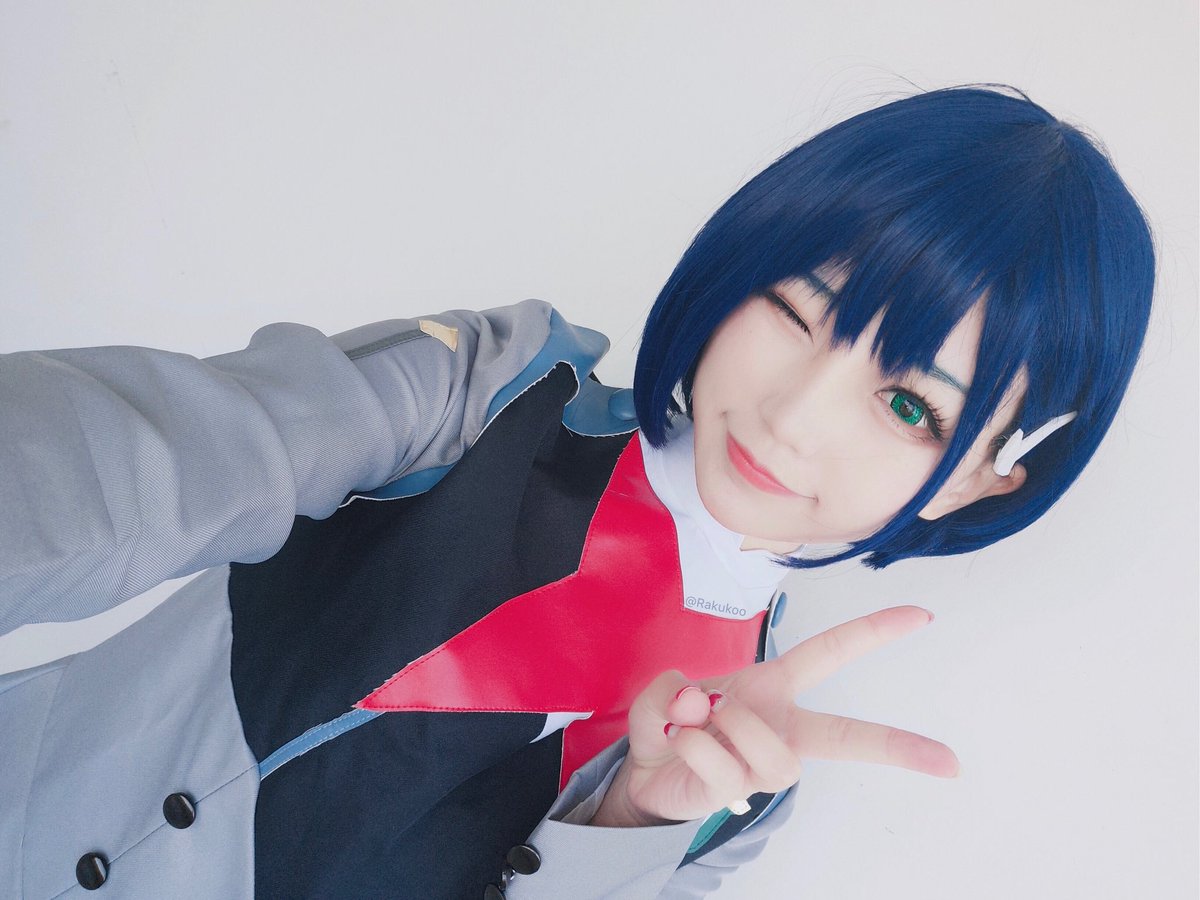 Airis9133's tweet photo. Code: 015 💙❤️

#イチゴ #ダリフラ #DARLINGintheFranxx 
#コスプレ #Cosplay https://t.co/PabqKSEtY6