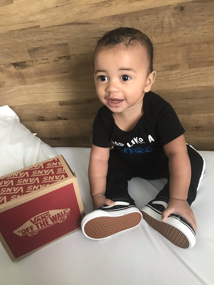 pinapplesmya's tweet photo. @VANS_66 my baby boy loves his first pair of vans https://t.co/mB4TpVA2Oh