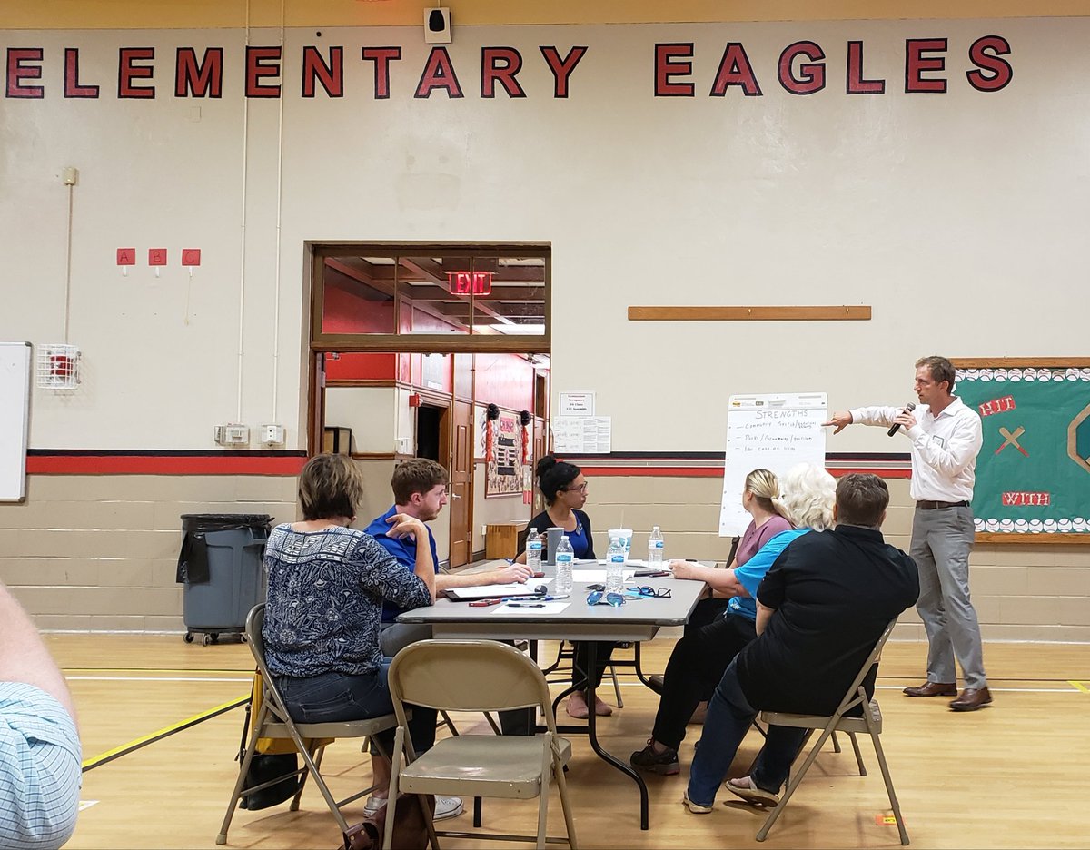 CarrieTergin's tweet photo. Great night sharing community ideas! #JCMO Comprehensive Plan Community Workshop!  Interesting similarities, all 3 groups mentioned the historic Missouri State Penitentiary as an opportunity #PlanJeffCityMO @MissouriPenTour https://t.co/pVfrGaiVJ8