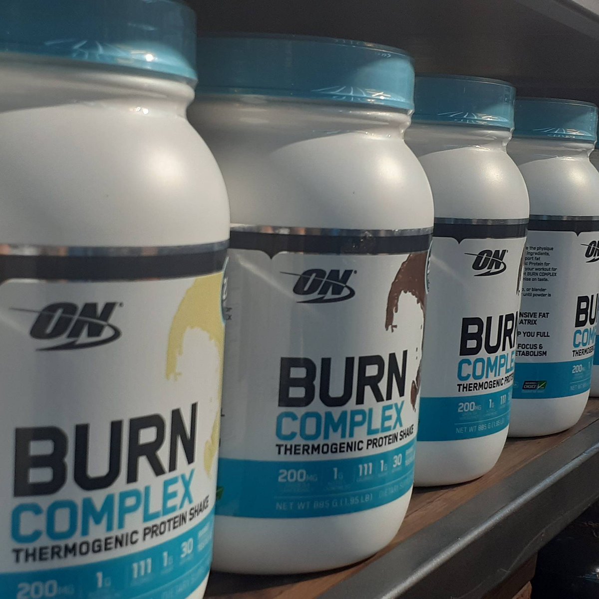 Kuickfit's tweet photo. On Burn Complex Offer Rate 3200/- https://t.co/MCszWjnBaj