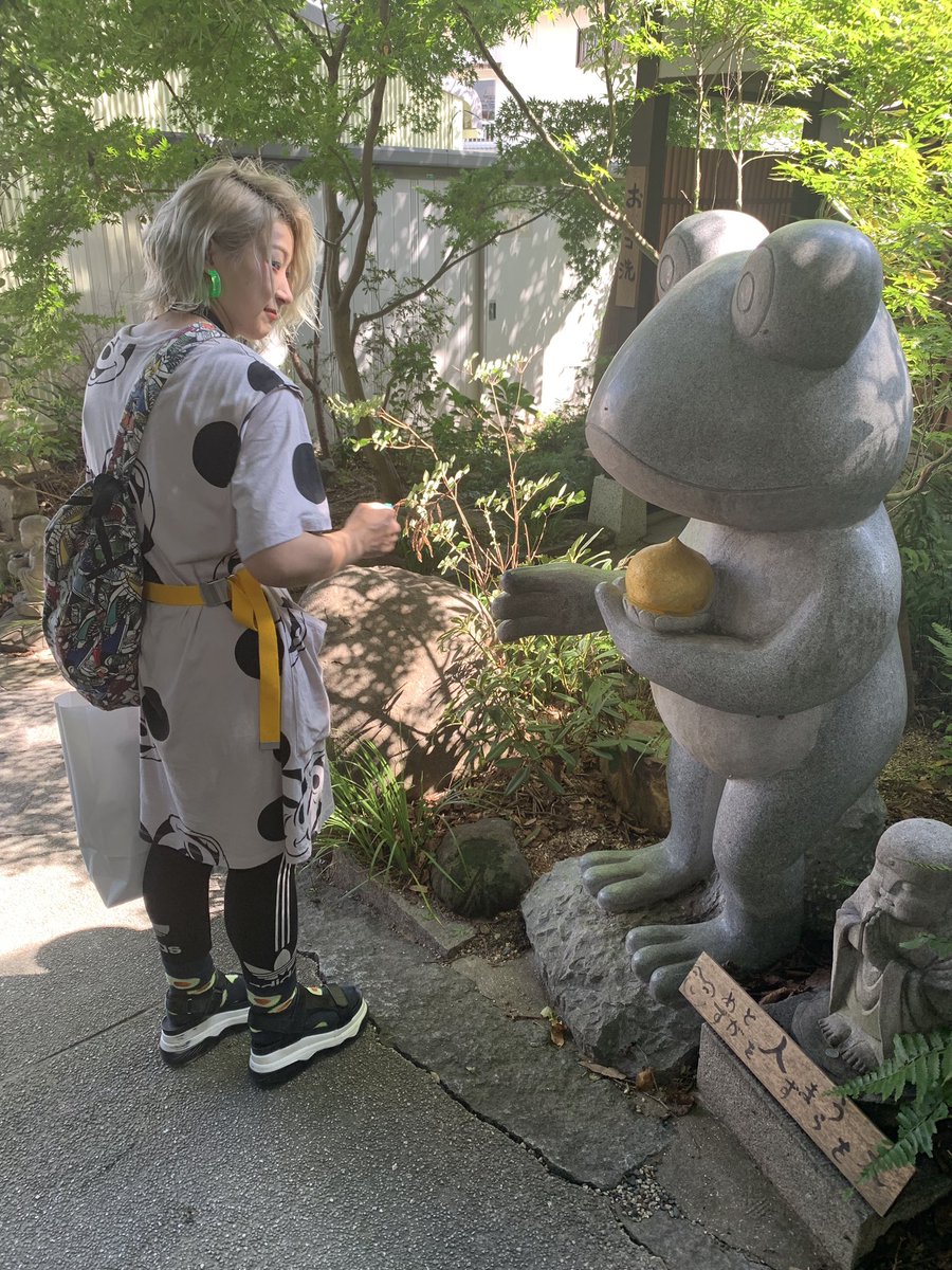waaaaaao4's tweet photo. みんな友達🤝

#如意輪寺 #にょいりんじ #カエル寺 #九州はいいぞ #九州 #福岡 #観光名所 #1mmでもいいなと思ったらRT #んちゃ https://t.co/VPAuHaein0