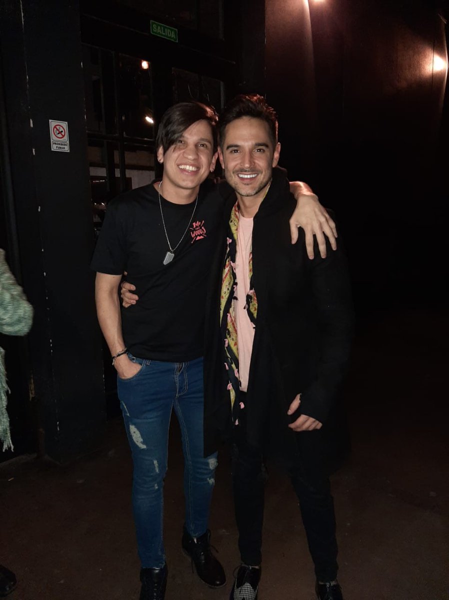 MarceDaddario's tweet photo. @patoarellano muchas gracias por otra noche mágica! Por siempre el mejor... https://t.co/9UflXNwPIG