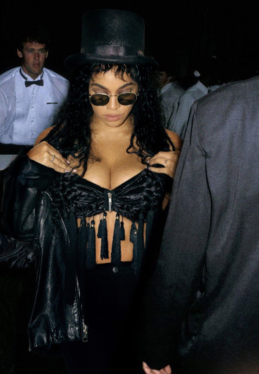 Beyonce dressed hotsell like lisa bonet
