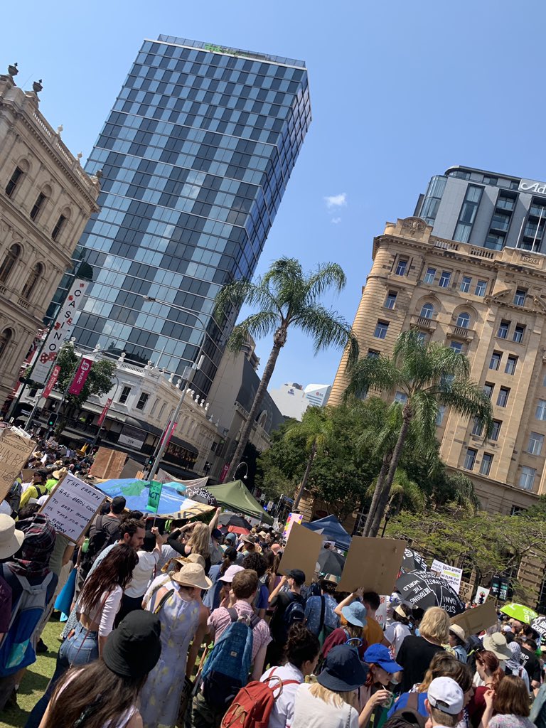 dave_pryce's tweet photo. Starting the #climatestrike March in Brisbane. 
#FridaysForFuture #schoolstrike4climate #standupforwhatyoustandon #NotBusinessAsUsual
#buildagreeneconomy #auspol @ScottMorrisonMP https://t.co/dyN9py9mBV