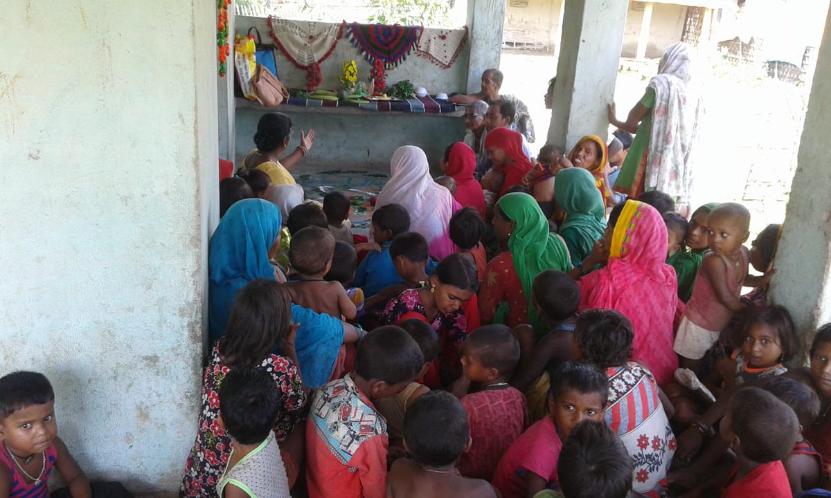 SbpPurnea's tweet photo. On 19 Sept 2019, Suposhan/ Vishesh Annaprasan Diwas was organised in AWCs of Jalgad Block of Purnea District. This event involves active participation of the male members of the family. 
@smritiirani @rahulias6 @POSHAN_Official @BRPOSHAN
#PoshanTyohaarSeVyavahar #PoshanMaah2019 https://t.co/AoOhBMLTvF