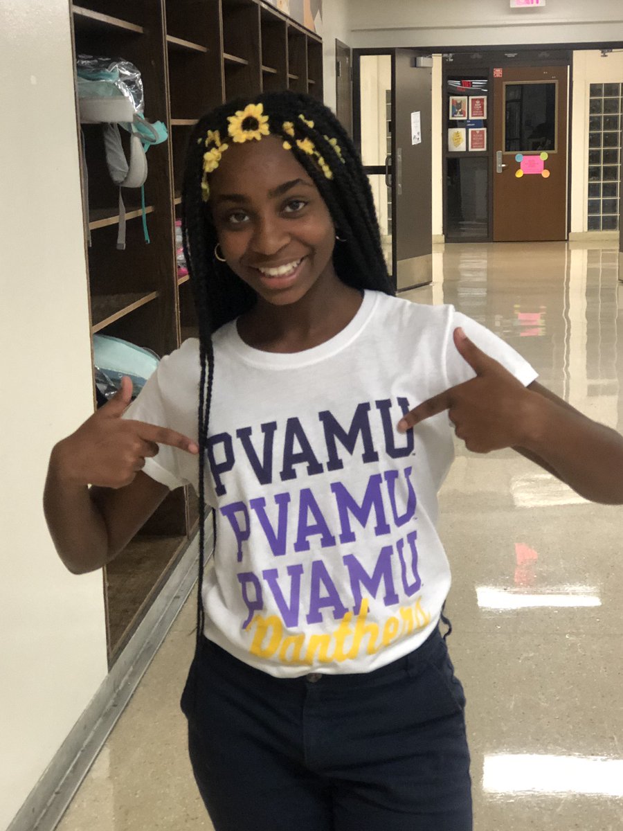 HulcySTEAM's tweet photo. Our teachers showed our students what it’s like to walk across the stage as a graduate. Let’s get it Panthers, college is in your future!!! #focusedonourfuture #TransformDallasISD https://t.co/zLQ59kJZzf