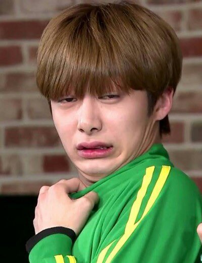 exo_trash_'s tweet photo. @OfficialMonstaX 응? https://t.co/s5AdXXoUan