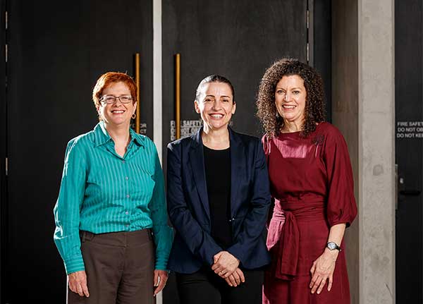 qldtheatre's tweet photo. We have today announced that our new Artistic Director from January 2020, will be well known cultural leader & director, Lee Lewis. We look forward to welcoming Lee to Queensland Theatre. Read the full media release here: https://t.co/2wPvYSnmiz #QueenslandTheatre #LeadingFromQLD https://t.co/FheNsH4u36