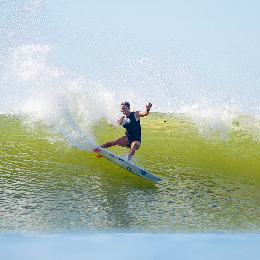 Sally_Fitz's tweet image. Suiting up for Rnd1 @wsl #FreshwaterPro tomorrow 🤙 📷: #NoahMcPherson