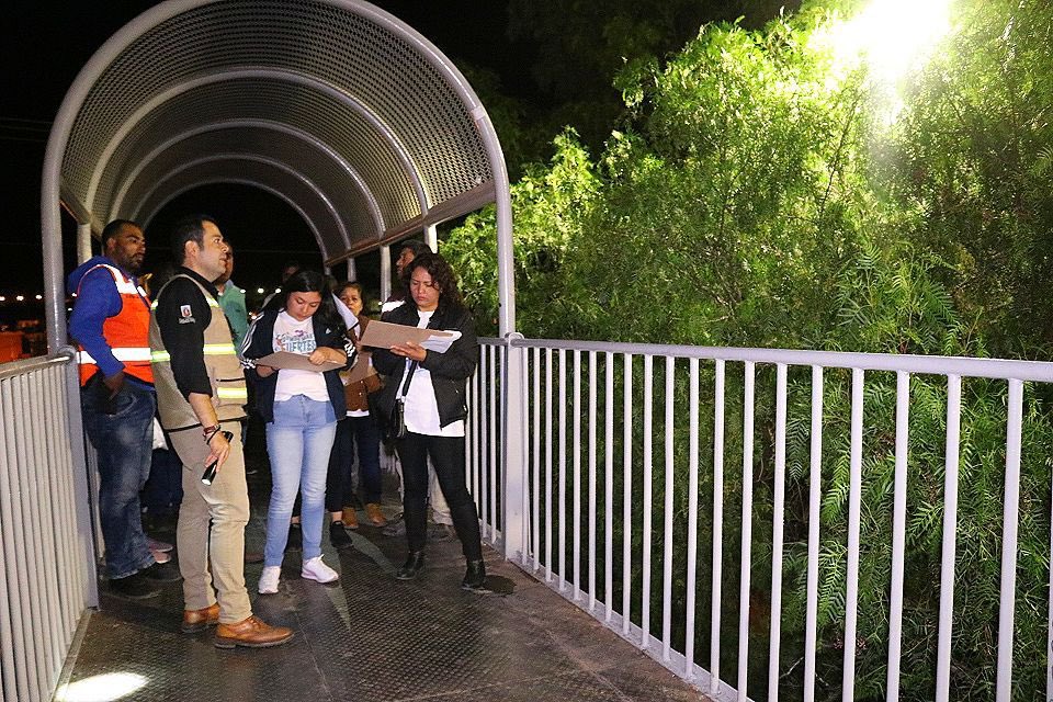 UlisesMejiaH_'s tweet photo. Nos encontramos en la #marcha #exploratoria por la seguridad ahora en la colonia #TresCruces para detectar junto con los vecinos los orígenes de la inseguridad y así atenderlos paulatinamente. https://t.co/x7jZg17Vls