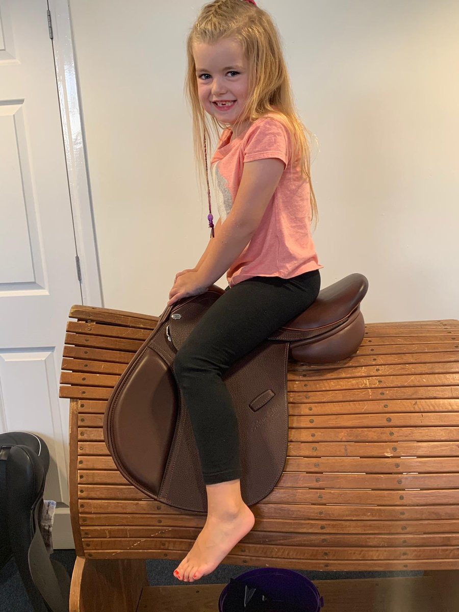 6 year old Sirenna, ( Gemma’s daughter), came into work with her today and took a shine to a 15” jump saddle due to leave for California, luckily it’s still a little to big, maybe next year 😂