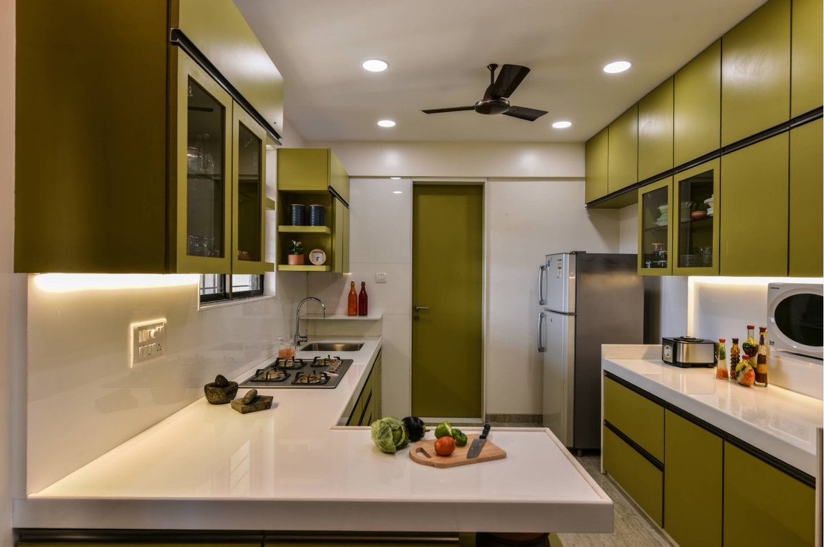 FairArtInterior's tweet photo. The very mention of a kitchen might make you salivate at the thought of delicious treats, but a lot goes into the preparation of the sumptuous meals that we relish.
#InteriorsMadeEasy #HomeDecor #Decor #Interiors #BeautifulSpaces #Kitchen #DesignsWeLove #KnowYourKitchen https://t.co/BrebpYIwpT