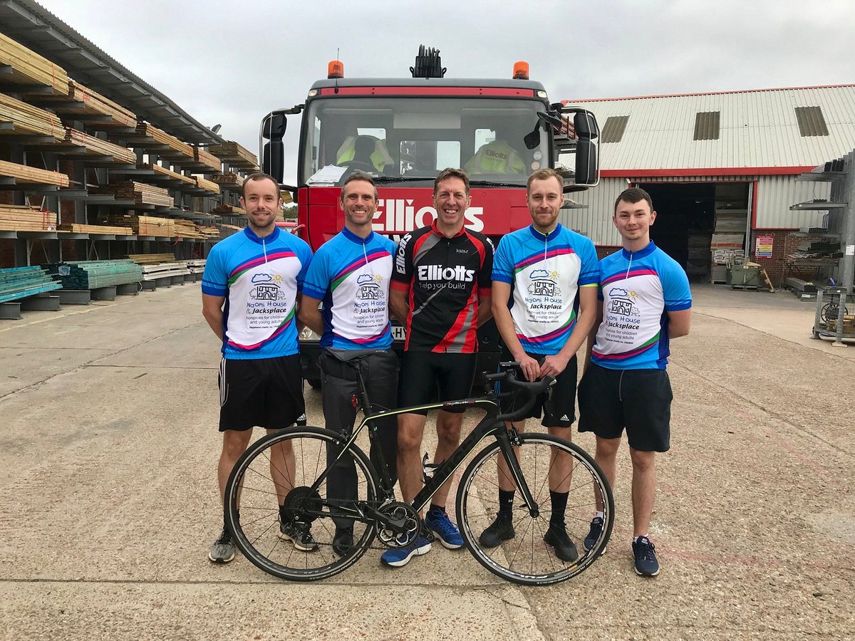 ElliottBrothers's tweet photo. 640 miles. 4 days. One great big mountain to climb (literally).

12 days and counting until the Mont Ventoux Challenge!

Find out how you can support #TeamElliotts and help them hit their £10,000 fundraising target: https://t.co/cqyeYKymcc.

#charity #helpyoubuild https://t.co/pUj6q51DcH