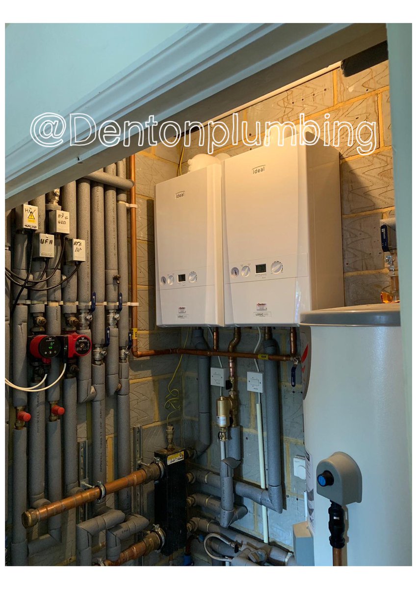 👨🏻‍🔧 Installed @IdealBoilers 2 x Ideal Logic + system 30 max 
🌟10 yr parts &amp; Labour warranty 🌟

Removed 9 yr old Logic + system 30 installed by us. Customer wanted the peace of mind &amp; lengthy warranty. 
#maxaccredited #ideal #boilerroom #largehouse #reigate