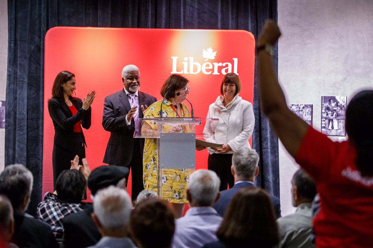 MonaFortier's tweet photo. Bravo @mflalonde pour avoir été élue candidate pour #Orléans avec l’ #EquipeTrudeau ! Merci a Khatera et Jean-Claude qui ont porté leurs noms à l’investiture. #elxn43 https://t.co/G2xWqeEDEW