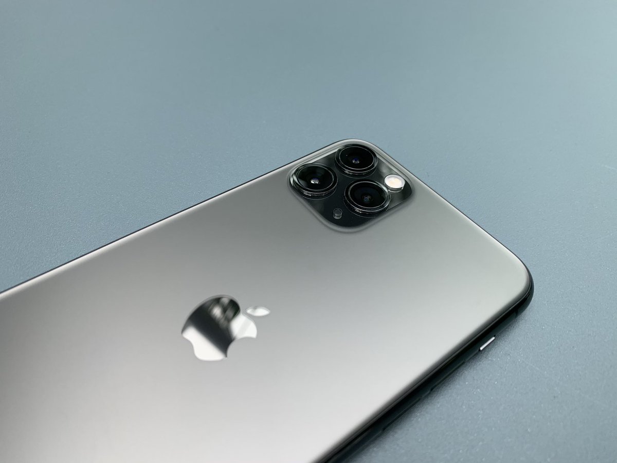 nutn0nn's tweet photo. แกะกล่องให้ดูเลย กระจกด้านของ iPhone 11 Pro คือที่สุดมาก สวย สัมผัสดี https://t.co/7pP3dGPvDi