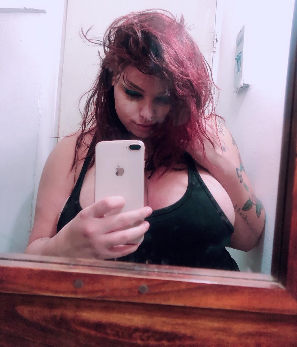 stainlein's tweet photo. Pack de chica de Nuevo León, que delicia de mujer 🤤 https://t.co/8uduFa3cY5