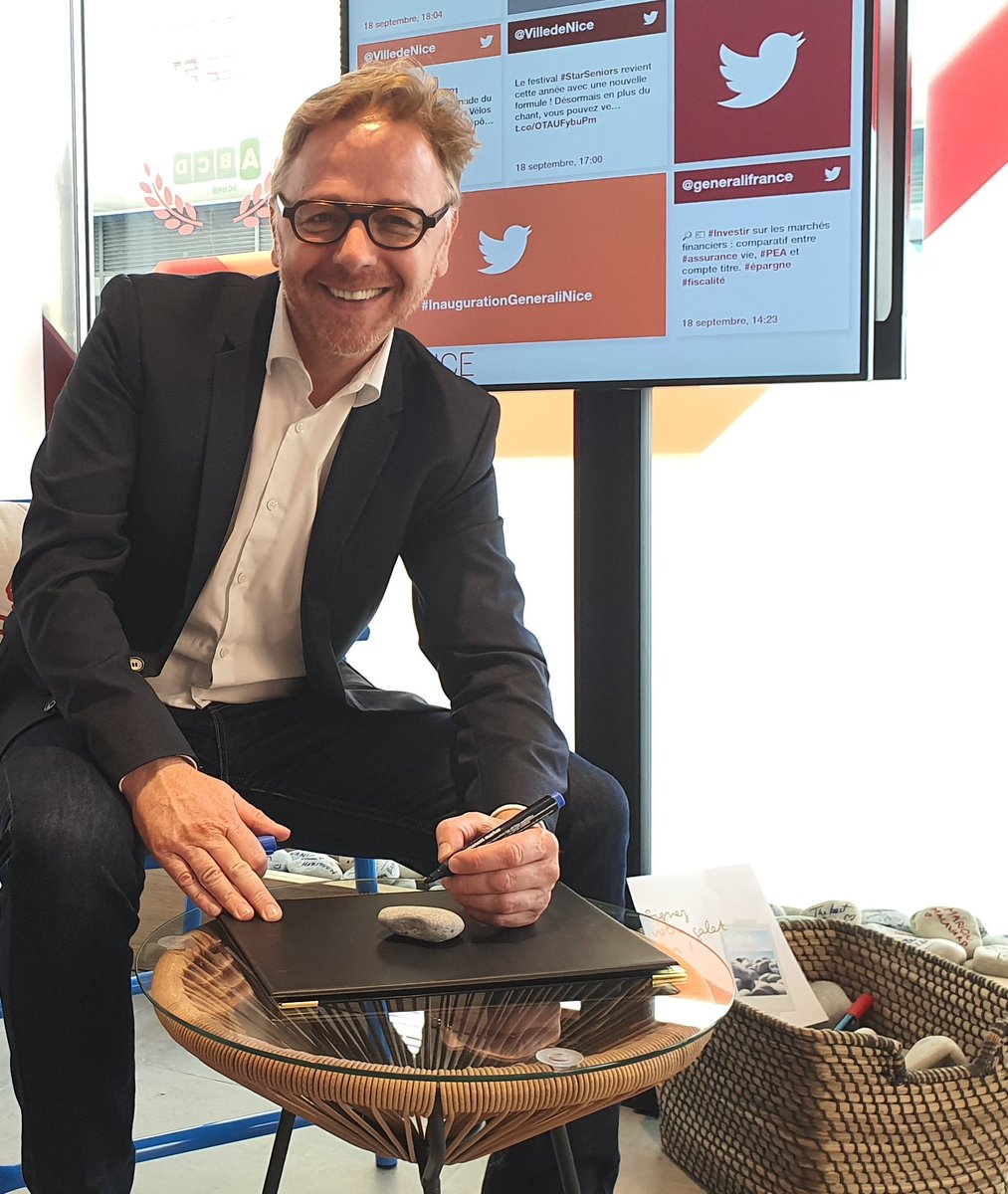 PaoliCGPI's tweet photo. @SeguiEtPaoli @GARREAU75 @generalifrance @NA_Pro @argusassurance @Nice_Matin 🟡✒Agence #Phygitale #GaletDor
🎬Action for @David_Wassong from @generalifrance #Cognitive #factory [#IA #newtech &amp; #innovation] en presence de #MarineMorel #IBMWatson
🚧#BusinessTransformation #Accelerator in progress at 🌴🌞@VilledeNice
#InaugurationGeneraliNice
Cc @IBM_France https://t.co/ggAu5qDlr4