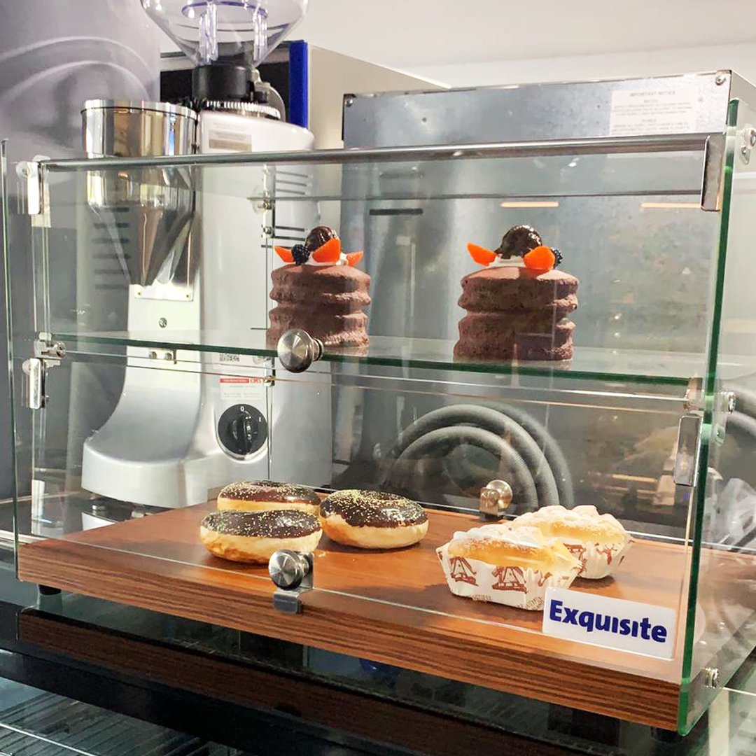 If you are looking to invest in a compact ambient display to showcase your pastries and cakes, the the Exquisite CD50 is for you! This awesome display has 2 tiers and is only $262 ex gst. Shop via our website or drop into one of our showrooms in Sydney and Melbourne.