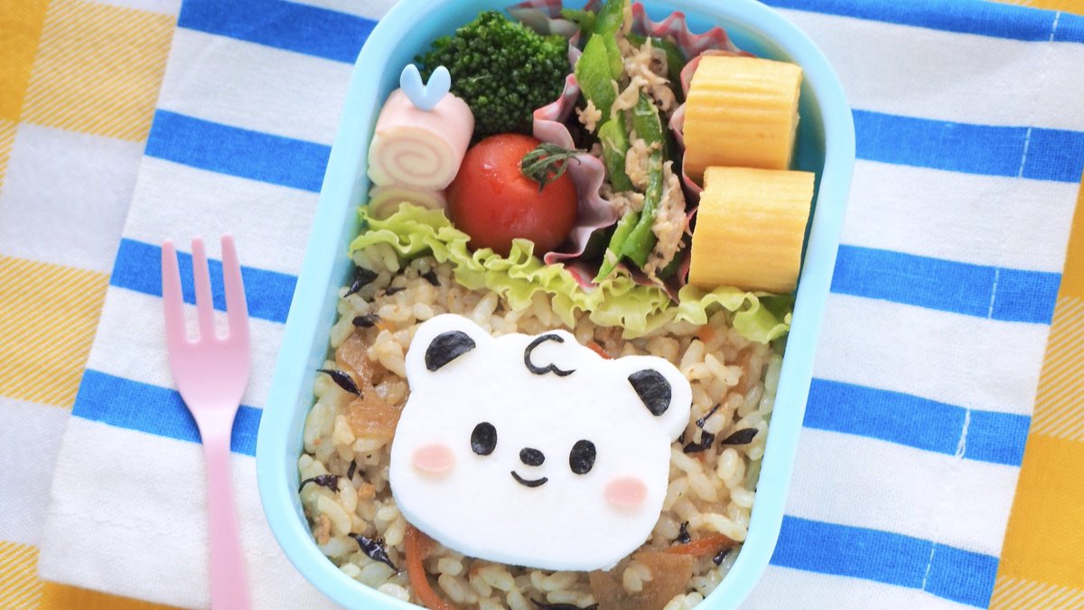 ウエルシアグループ公式 うえたん キッコーマン Kikkoman Desu さん キリンビバレッジ Kirin Company さん ありがとうです これでうえたん特製弁当の完成ですʕ๑ ᴥ ๑ʔ フォロワーの皆さんにも うえたん弁当 を作ってほしいので 混ぜごはんの素